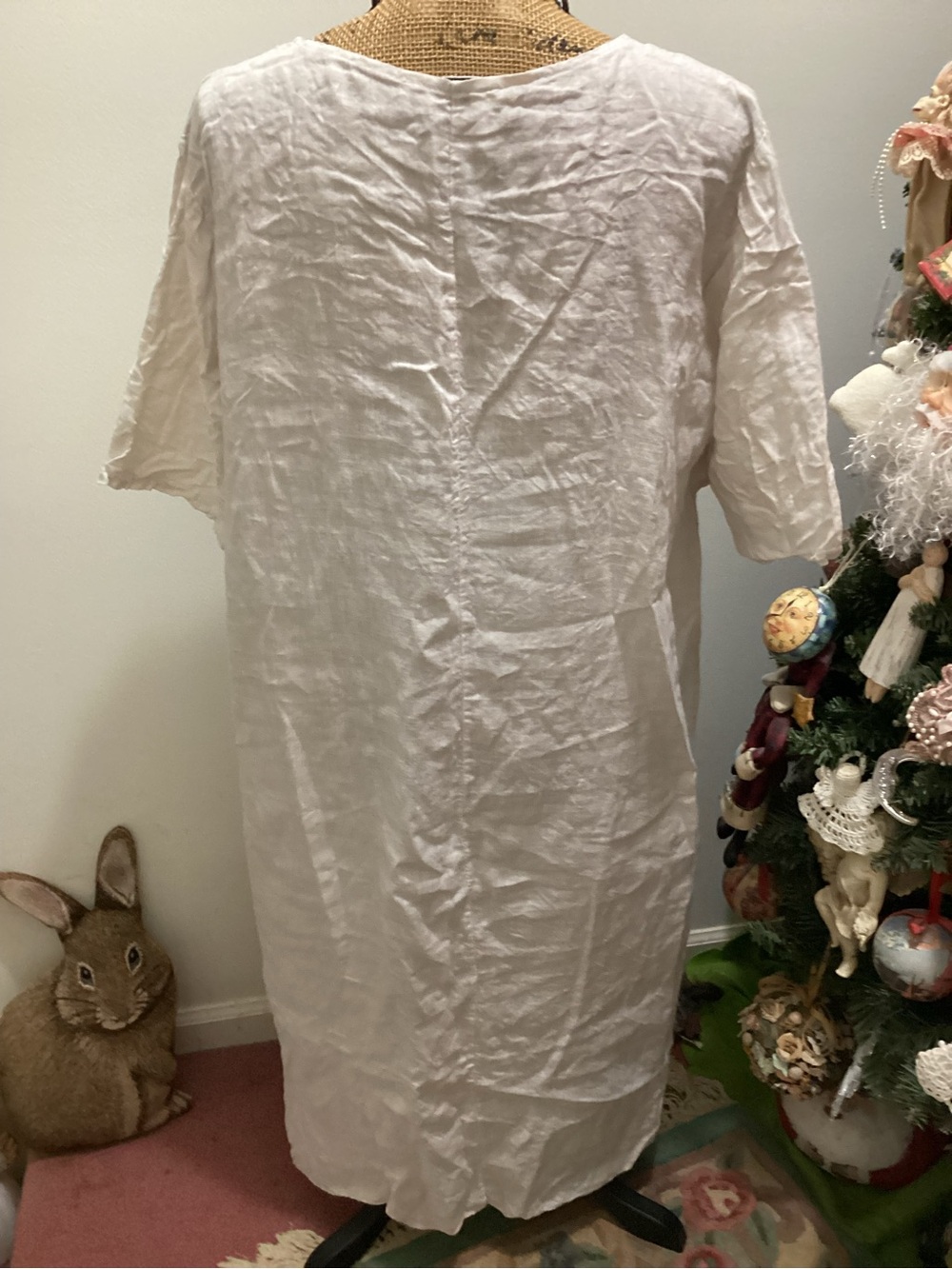 Amori Linen Dress - Picture 3 of 4